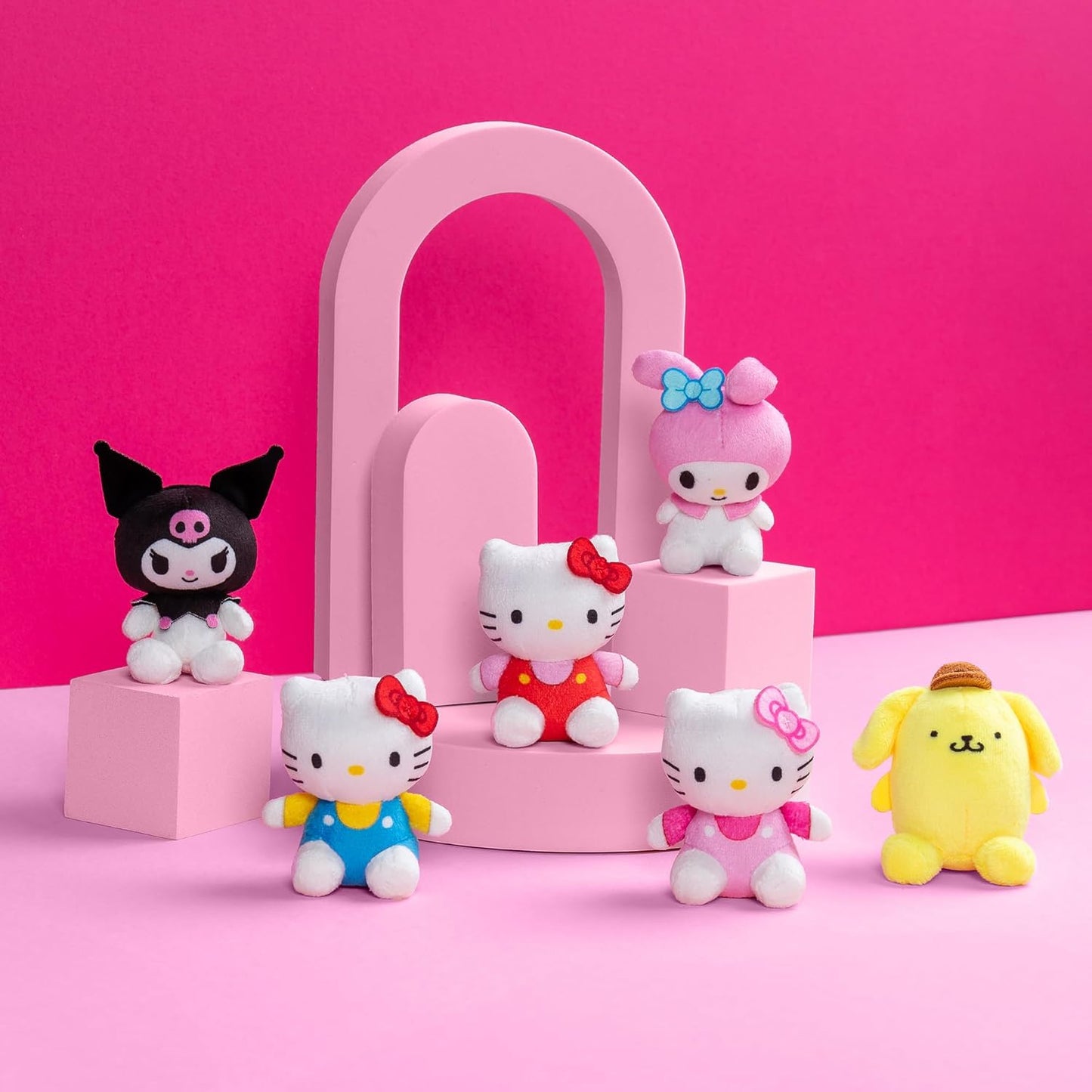 Basic Fun Hello Kitty and Friends Micro Teenies - Assorted Styles - Great Gift for Hello Kitty Fan (1 Random Plushie))