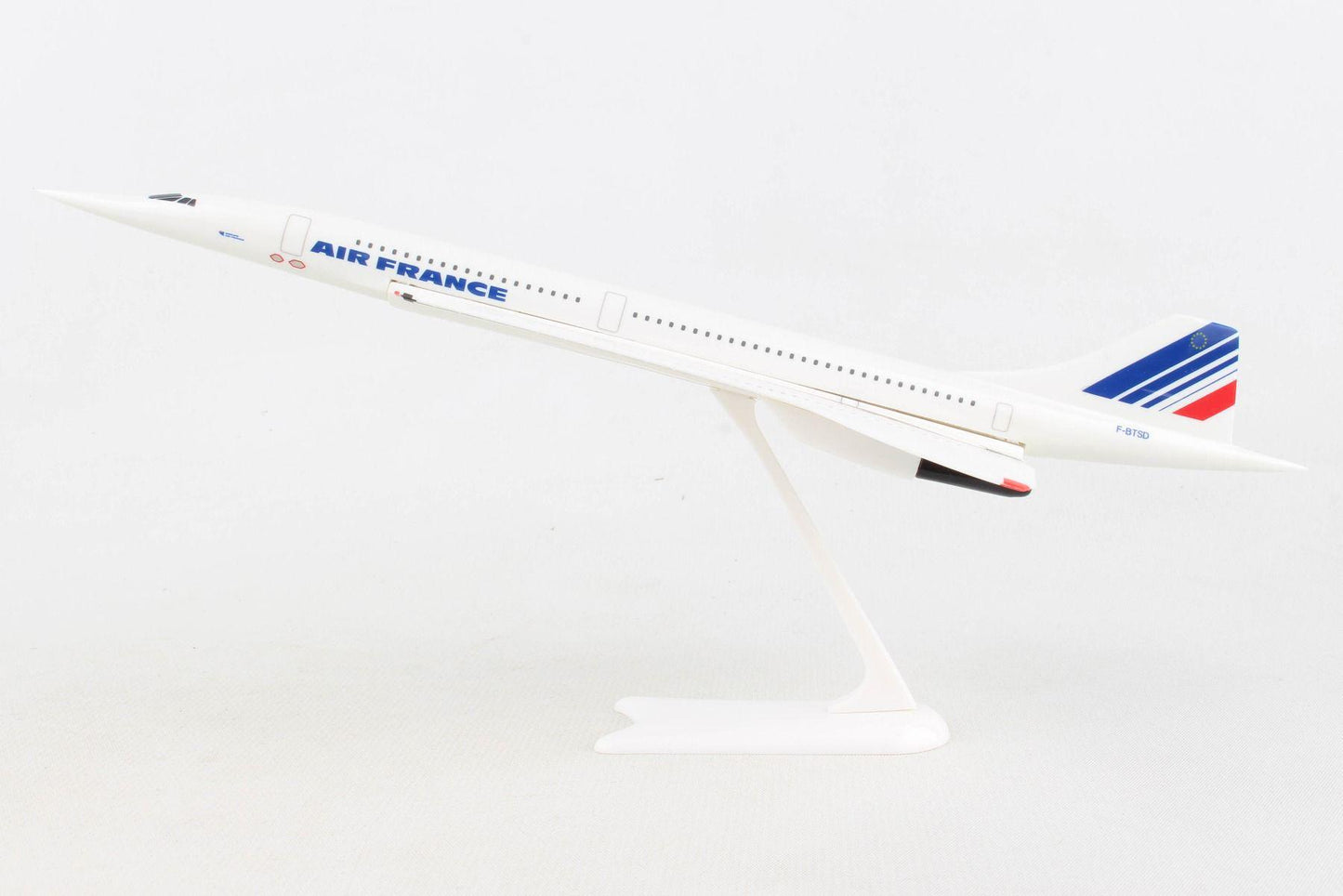 Daron SKR107 Air France Concorde Airplane Skymarks model 1-250